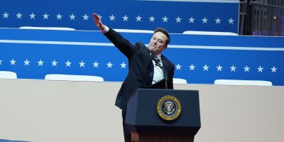 Elon Hitler Salute