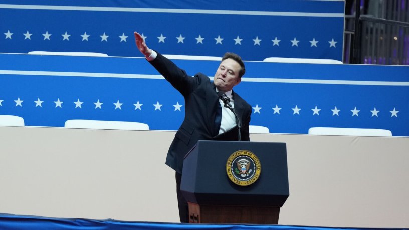 Elon Hitler Salute